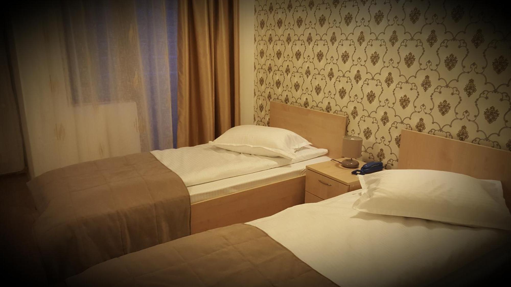 Hotel Story Târgu Jiu Rum bild